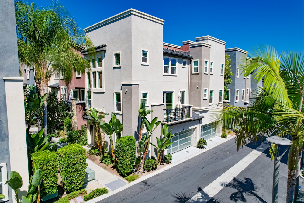 Virtual tour photo 3 of 22 for 7867 Modern Oasis Dr