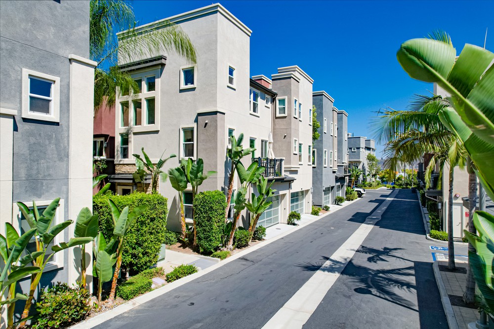 Virtual tour photo 9 of 22 for 7867 Modern Oasis Dr