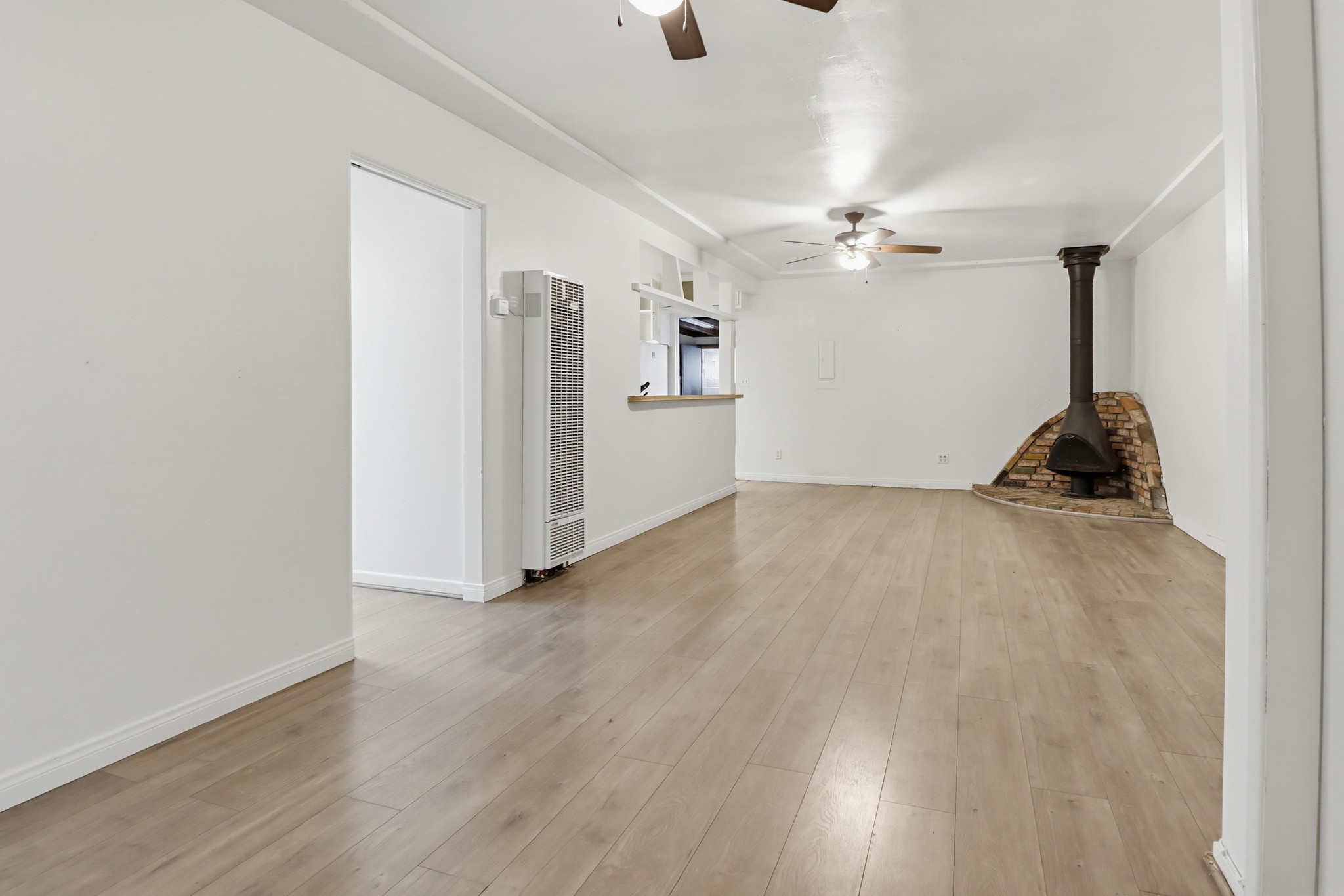 Virtual tour photo 11 of 39 for 7870 Broadway