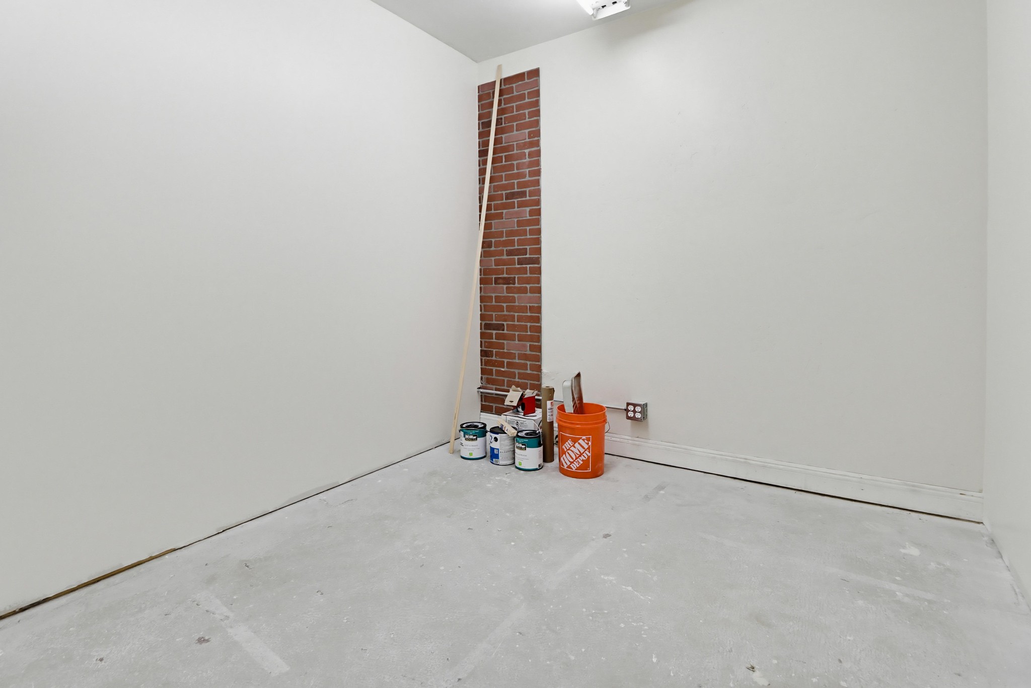 Virtual tour photo 23 of 39 for 7870 Broadway