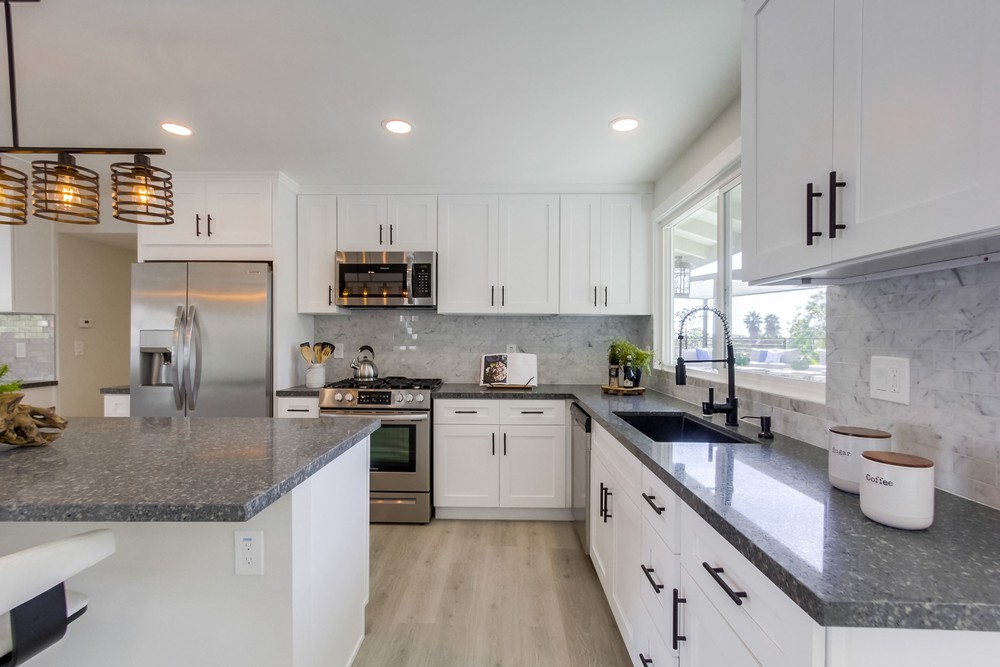 Virtual tour photo 25 of 61 for 7871 Compass Lake Dr