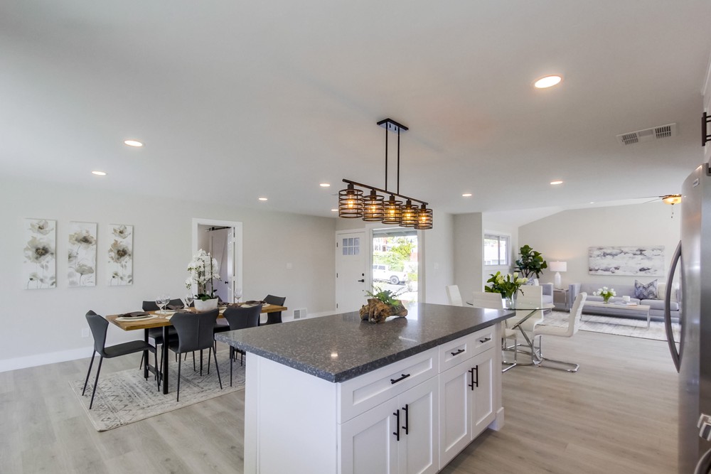 Virtual tour photo 26 of 61 for 7871 Compass Lake Dr