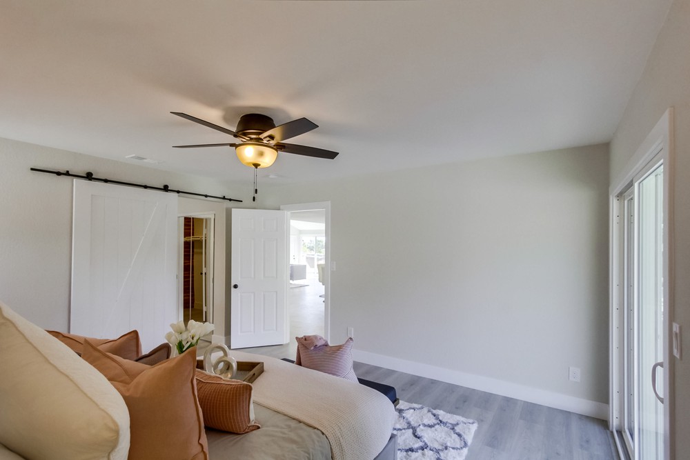 Virtual tour photo 35 of 61 for 7871 Compass Lake Dr
