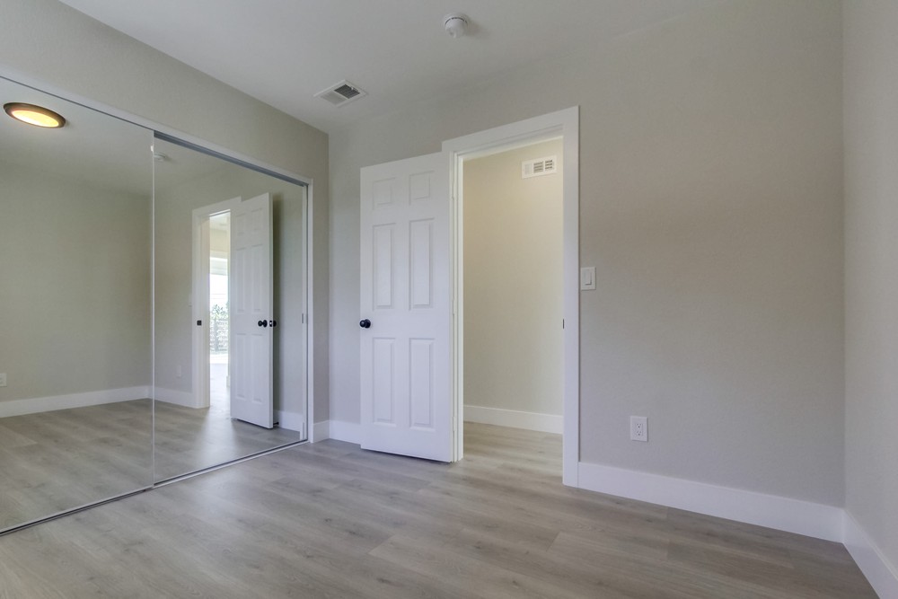 Virtual tour photo 41 of 61 for 7871 Compass Lake Dr