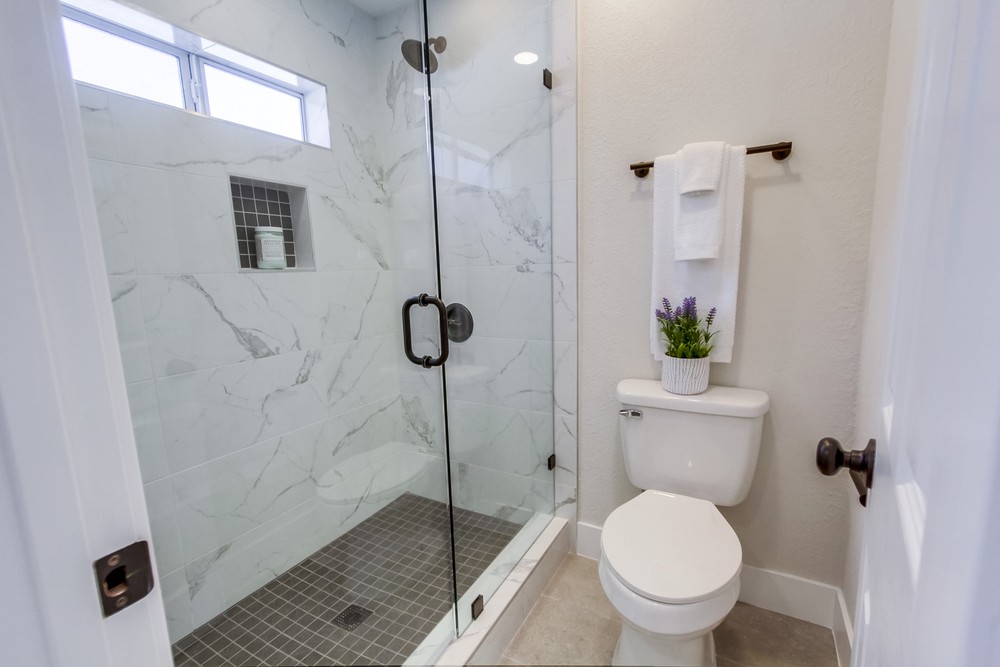 Virtual tour photo 46 of 61 for 7871 Compass Lake Dr