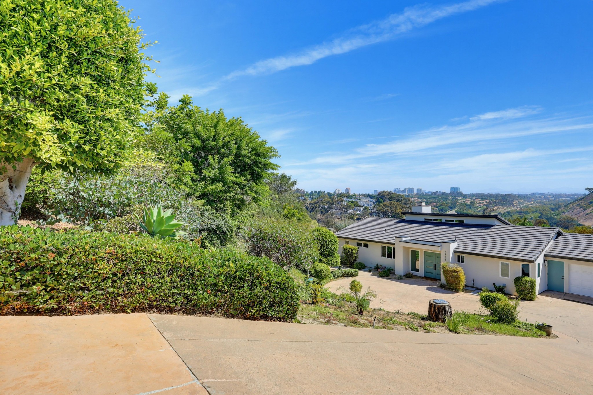 Virtual tour photo 5 of 76 for 7875 Bellakaren Pl