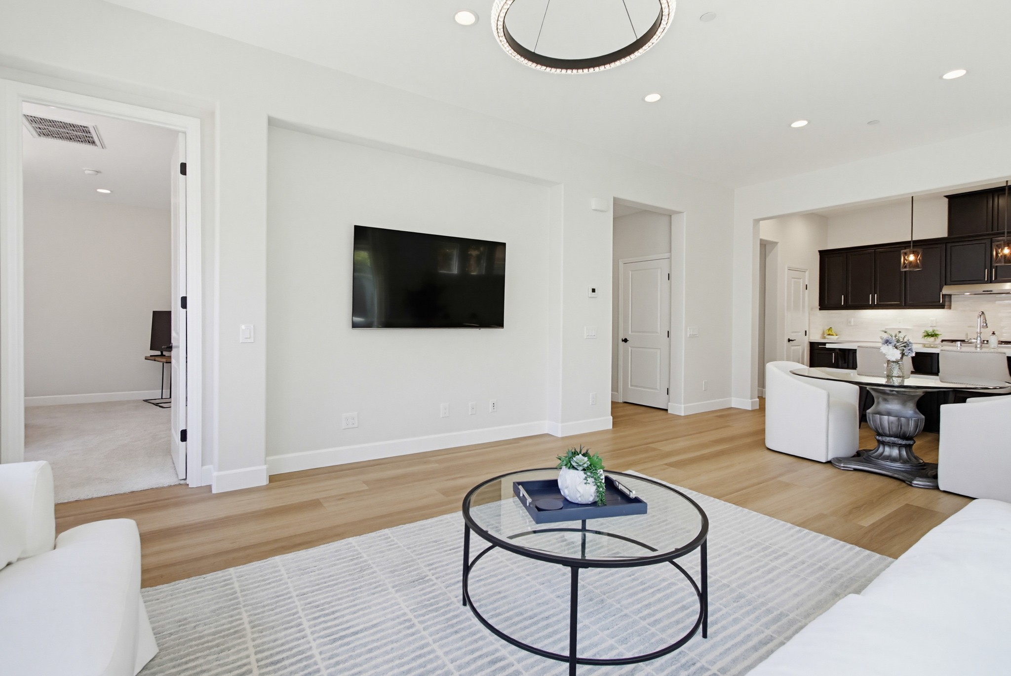 Virtual tour photo 7 of 55 for 7875 Lusardi Creek Ln