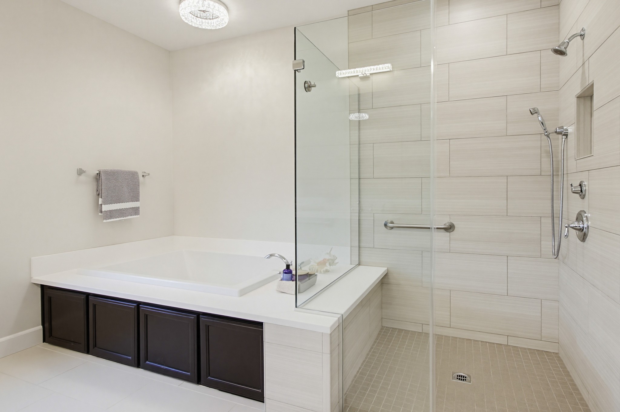Virtual tour photo 28 of 55 for 7875 Lusardi Creek Ln