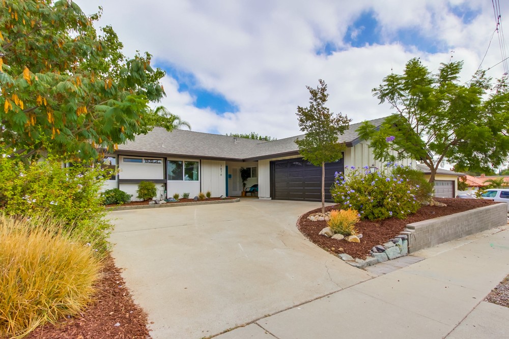 Virtual tour photo 1 of 38 for 7876 Topaz Lake Ave