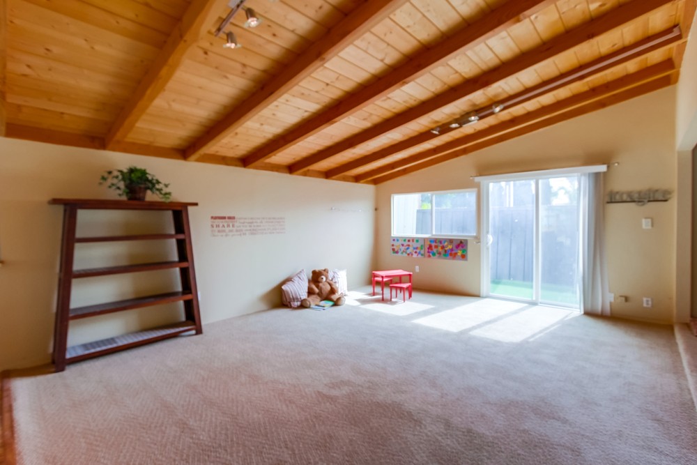 Virtual tour photo 11 of 38 for 7876 Topaz Lake Ave