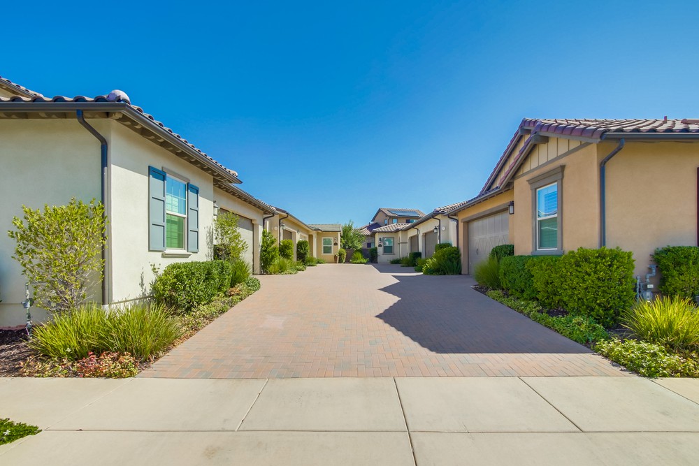 Virtual tour photo 1 of 34 for 7878 Lusardi Creek Ln