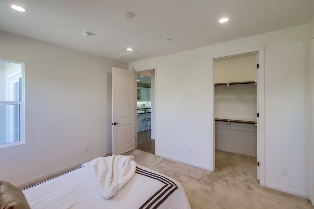 Virtual tour photo 21 of 34 for 7878 Lusardi Creek Ln