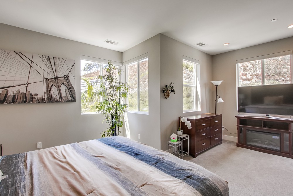 Virtual tour photo 47 of 84 for 7879 Modern Oasis Dr
