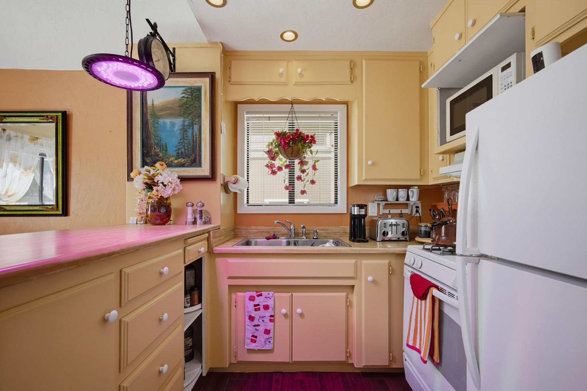 Virtual tour photo 14 of 44 for 789 Arosa Dr