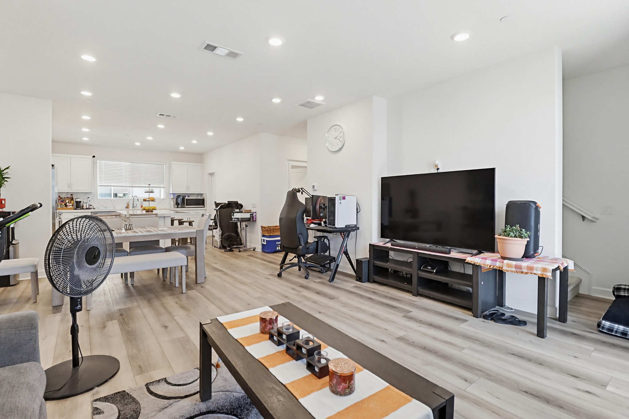 Virtual tour photo 7 of 45 for 789 Vada St #5