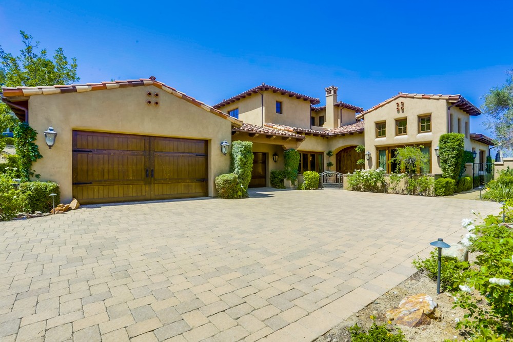 Virtual tour photo 6 of 114 for 7890 Coconut Grove Ct