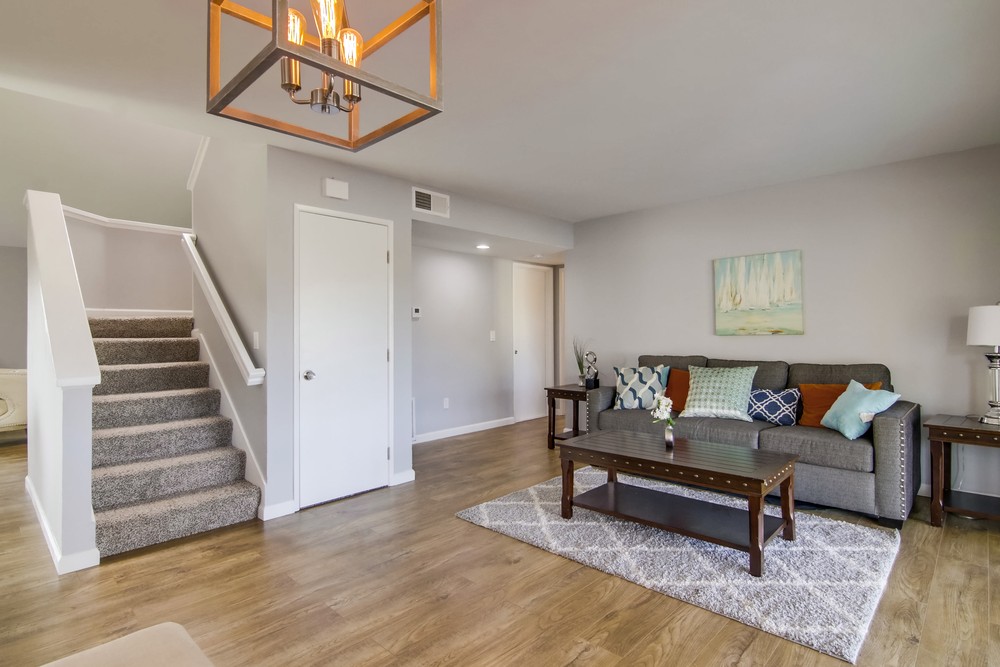 Virtual tour photo 17 of 61 for 79 Deep Dell Rd