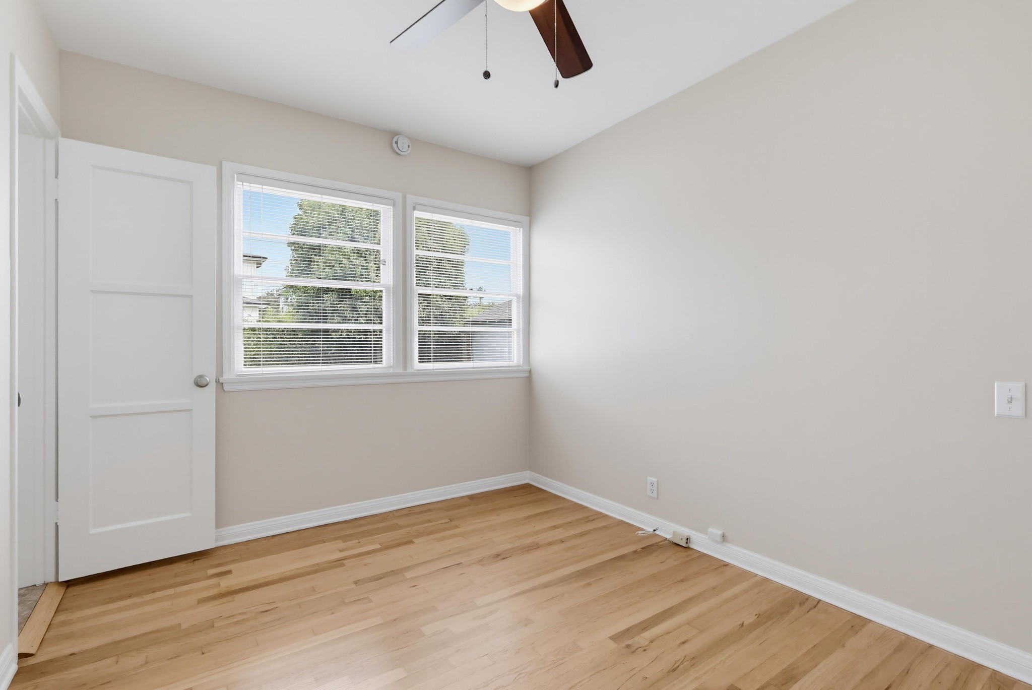 Virtual tour photo 31 of 62 for 7900 Westlawn Ave