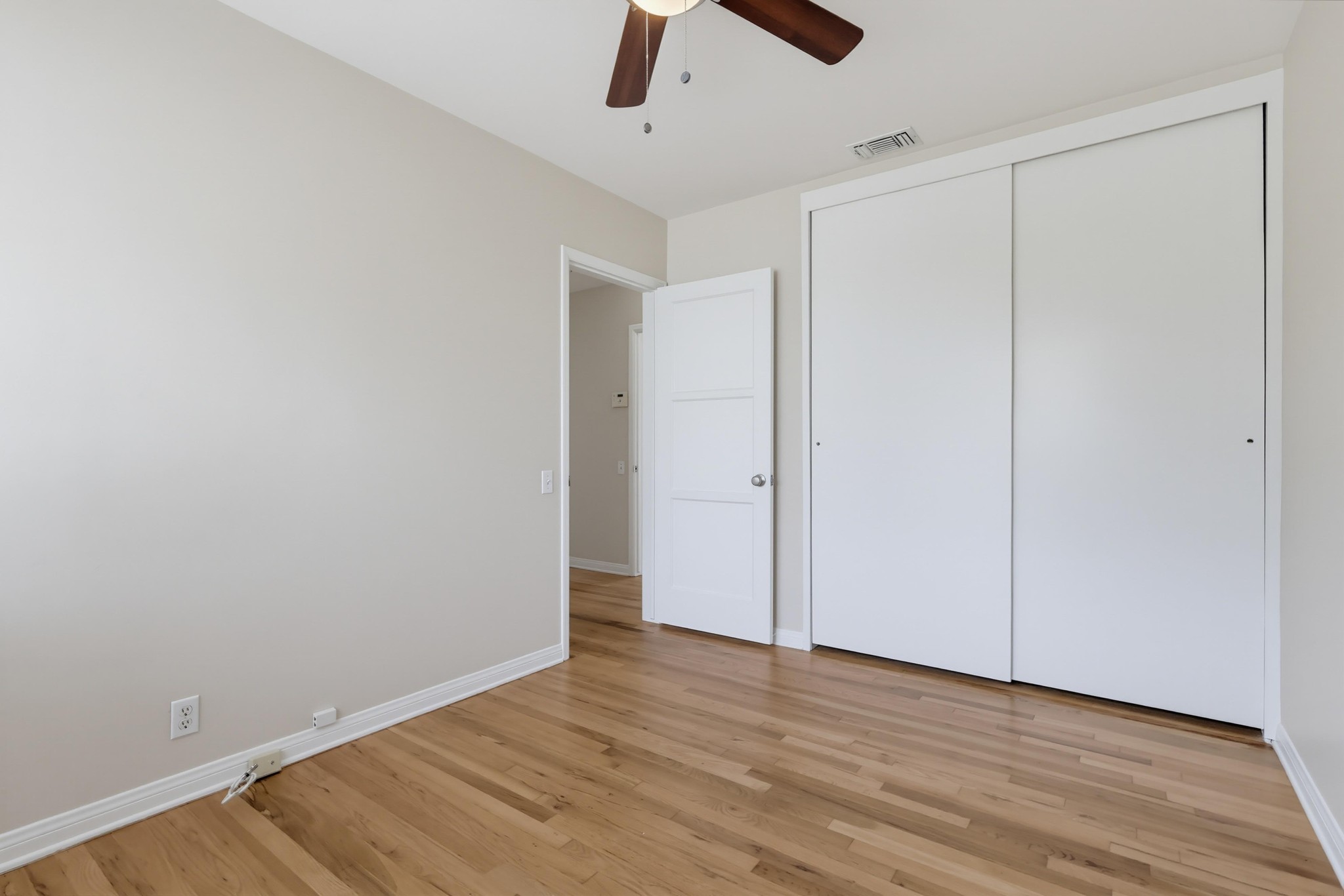 Virtual tour photo 32 of 62 for 7900 Westlawn Ave
