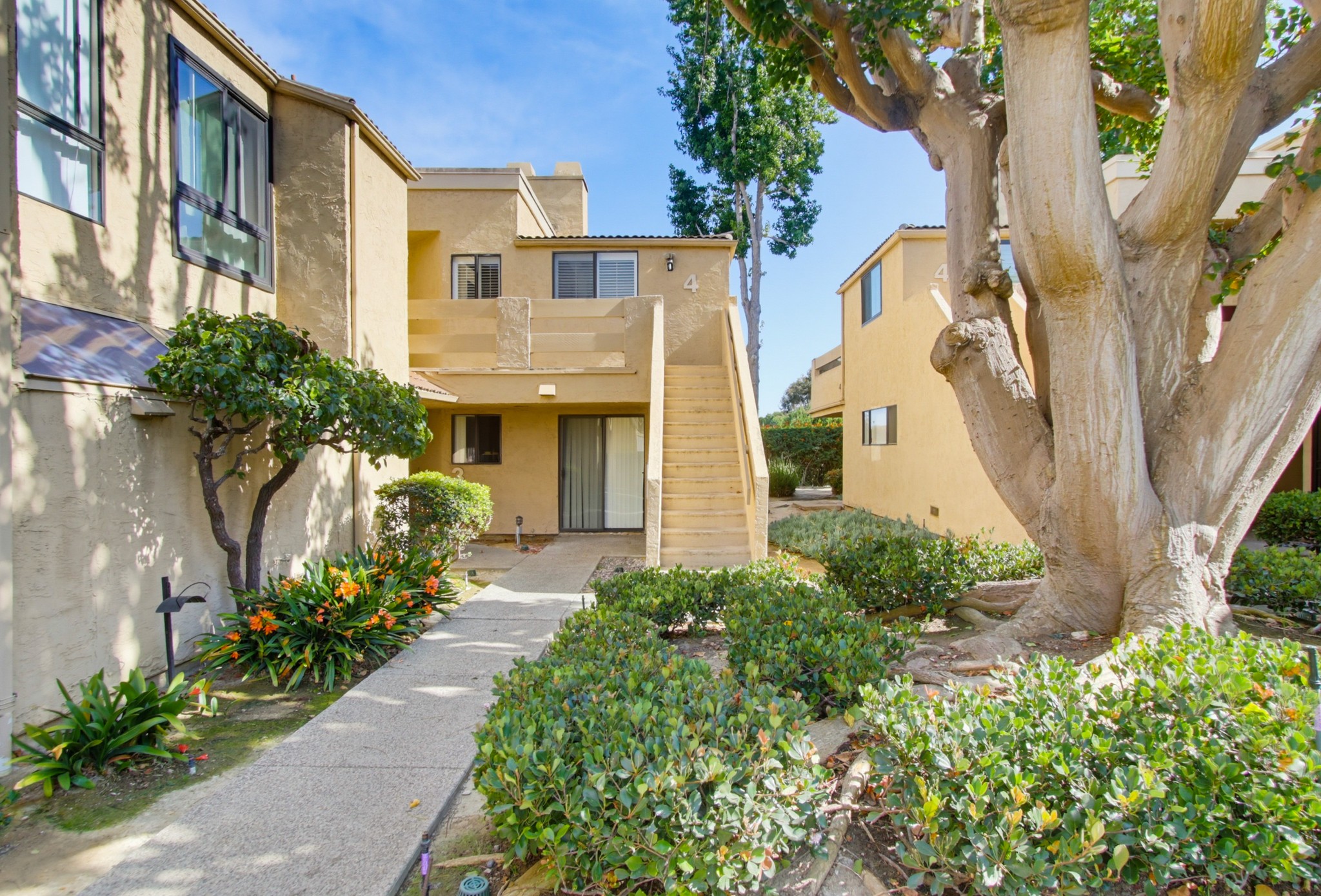 Virtual tour photo 4 of 45 for 7904 Caminito Dia Unit 4