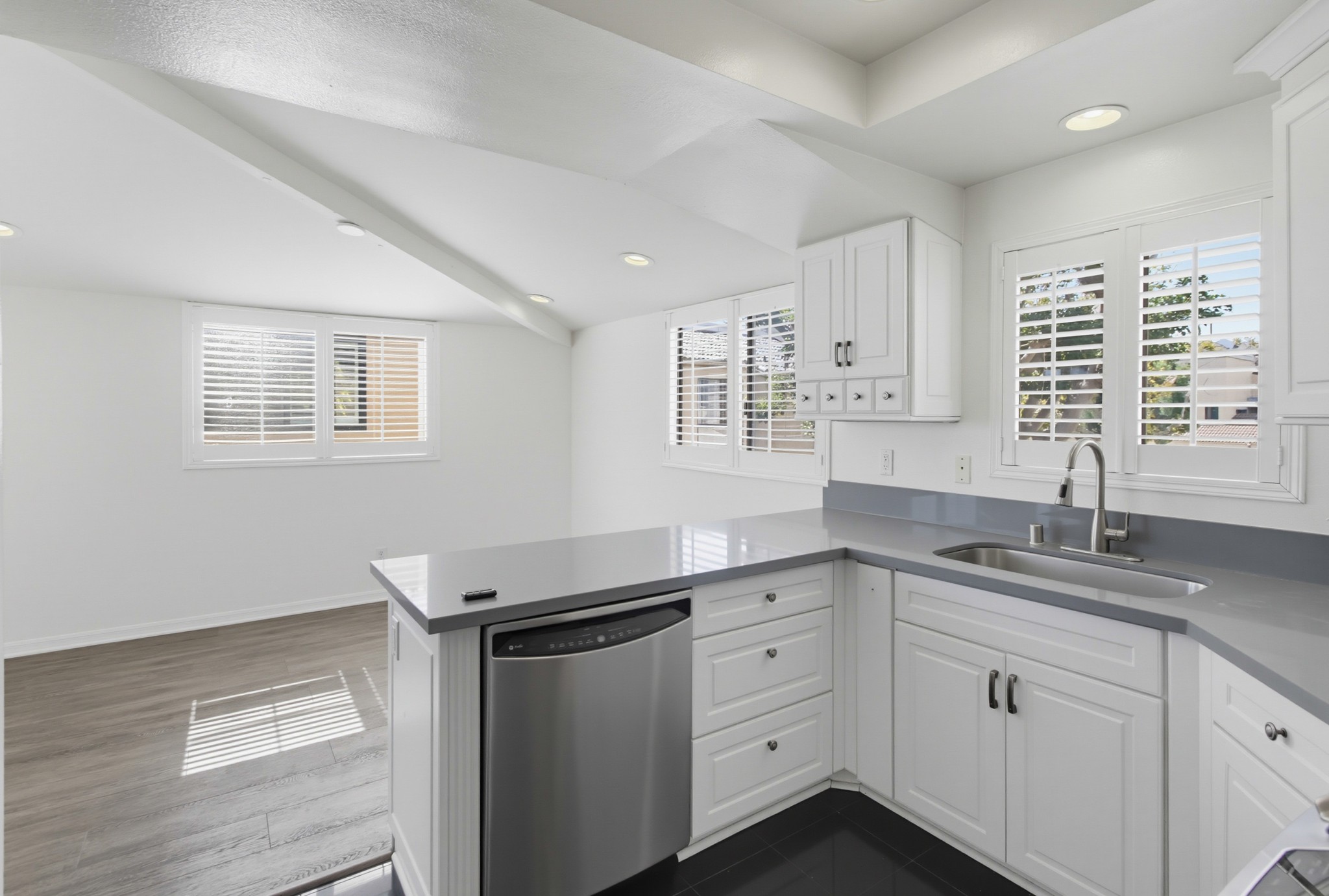 Virtual tour photo 18 of 45 for 7904 Caminito Dia Unit 4