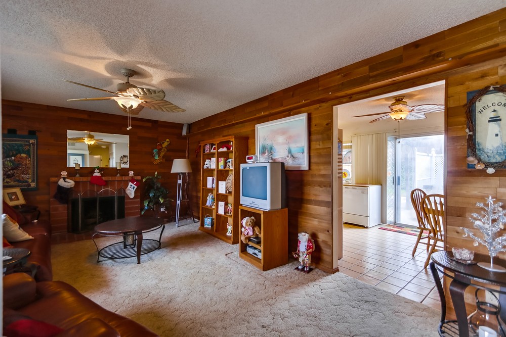 Virtual tour photo 8 of 54 for 7917 Hendricks Dr