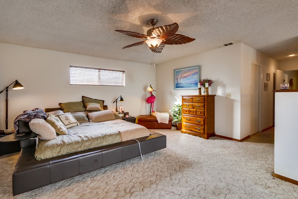 Virtual tour photo 24 of 54 for 7917 Hendricks Dr