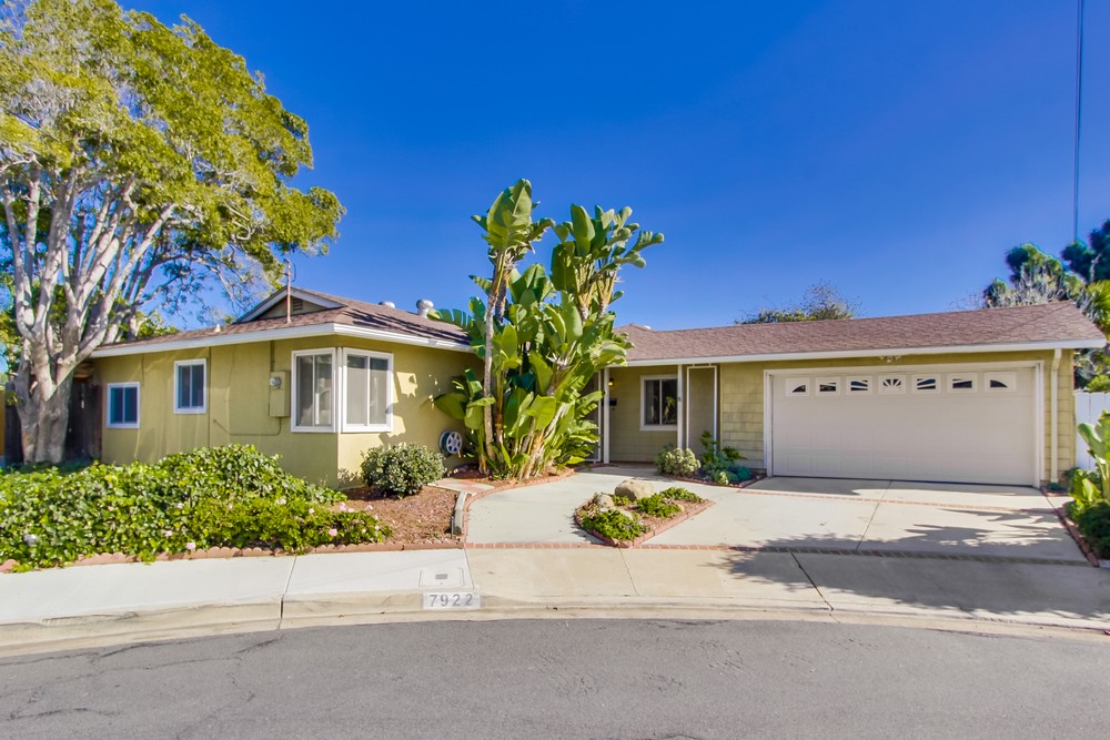 Virtual tour photo 1 of 48 for 7922 Blue Jay Pl