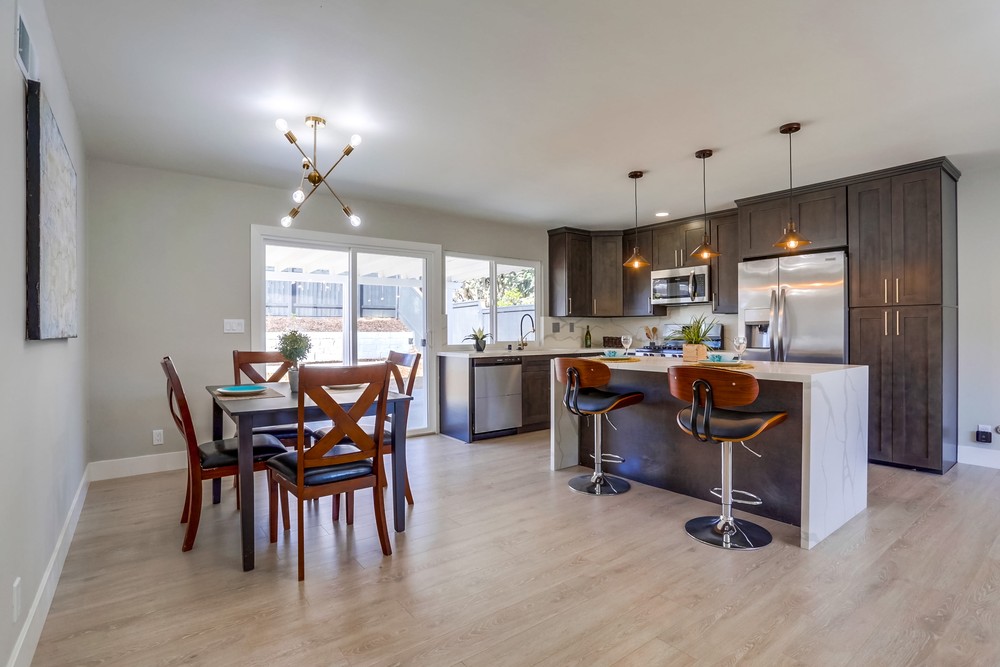 Virtual tour photo 5 of 33 for 7926 Flanders Dr