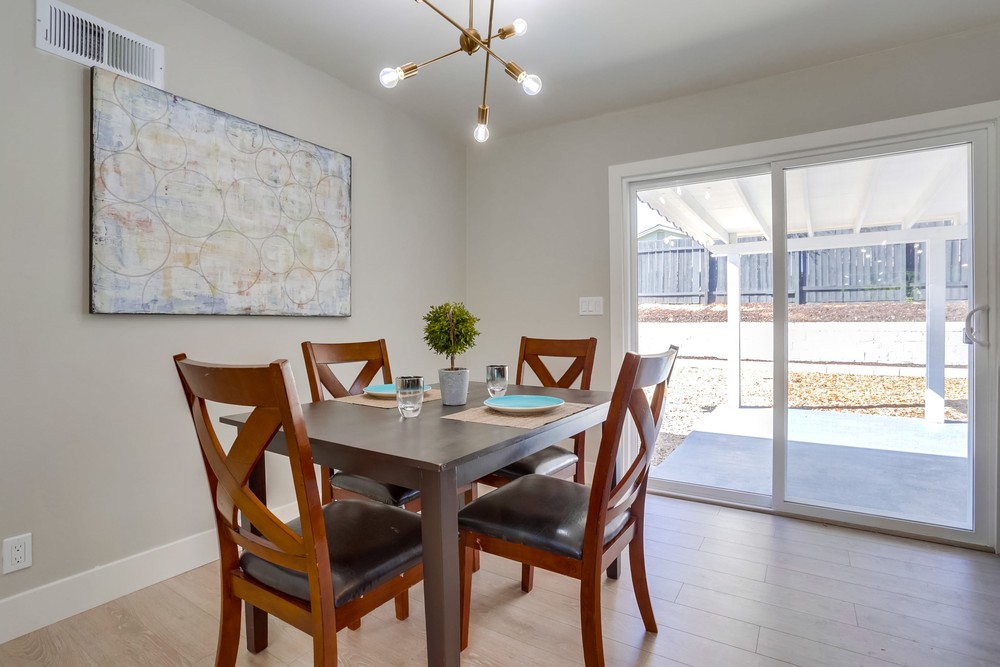 Virtual tour photo 10 of 33 for 7926 Flanders Dr