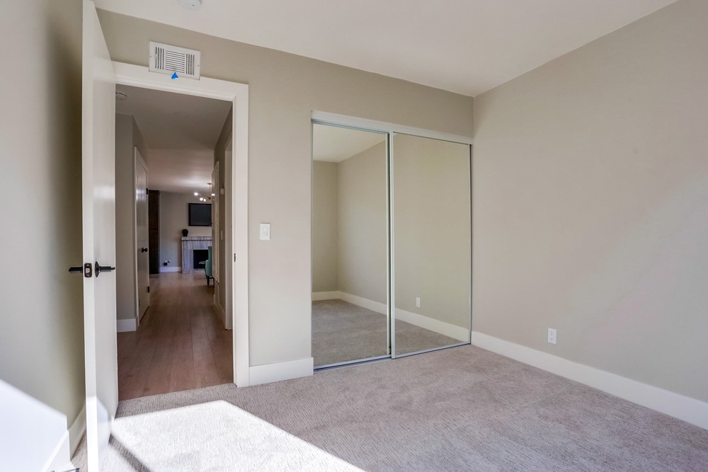 Virtual tour photo 26 of 33 for 7926 Flanders Dr
