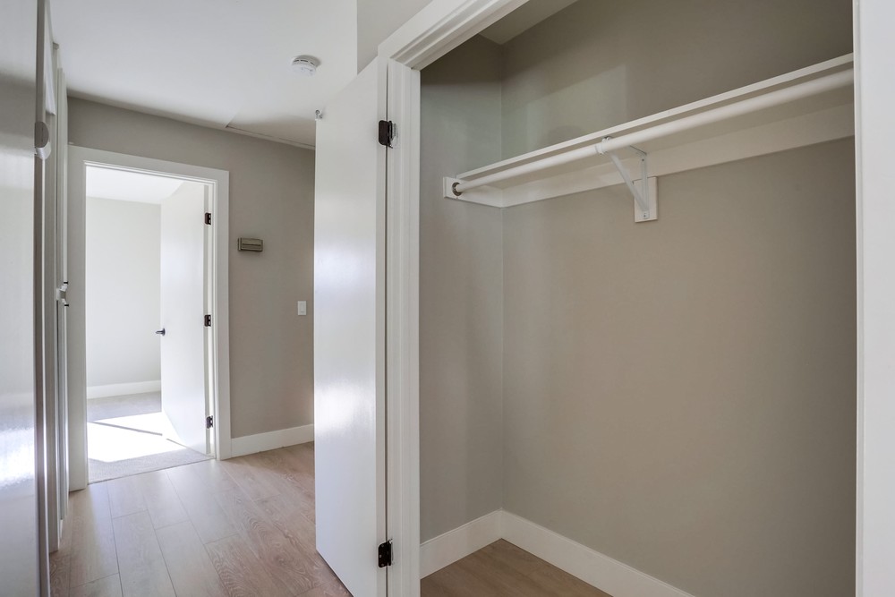 Virtual tour photo 28 of 33 for 7926 Flanders Dr