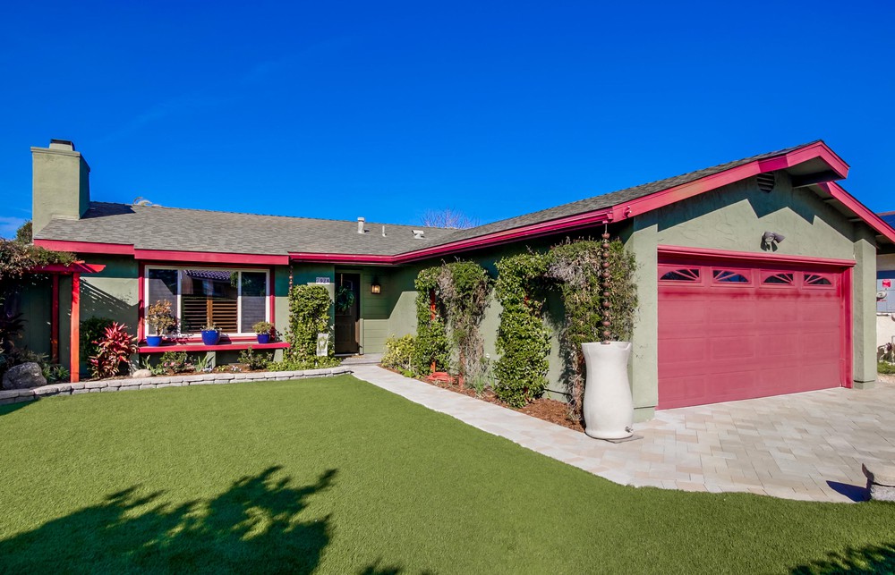Virtual tour photo 4 of 29 for 7928 Bacadi Dr