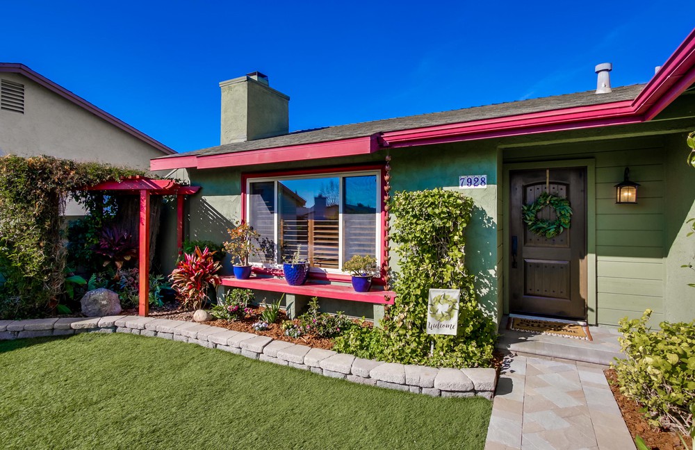 Virtual tour photo 5 of 29 for 7928 Bacadi Dr