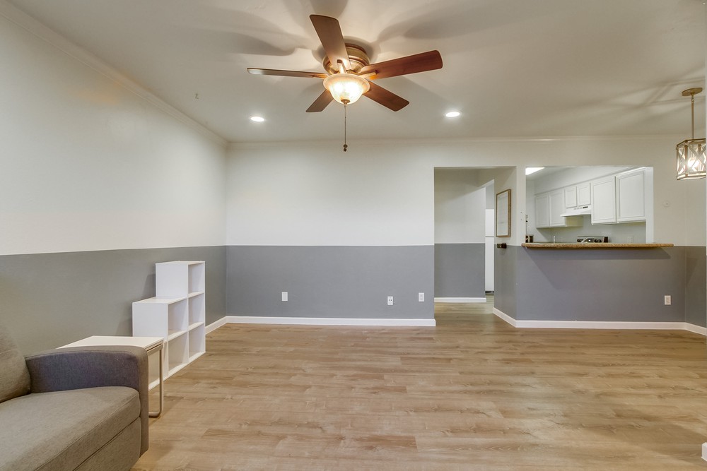 Virtual tour photo 14 of 61 for 7932 Mission Center Ct K