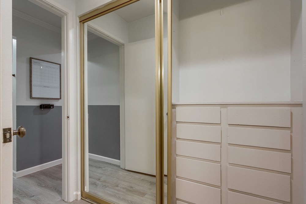 Virtual tour photo 25 of 61 for 7932 Mission Center Ct K