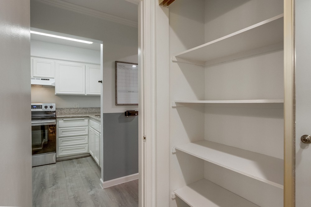 Virtual tour photo 27 of 61 for 7932 Mission Center Ct K