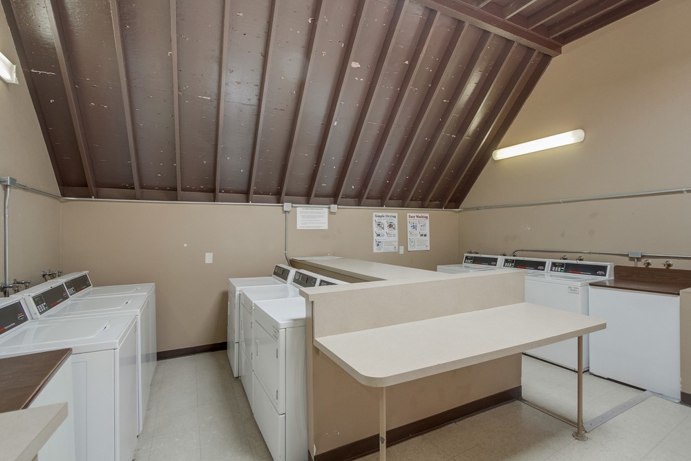 Virtual tour photo 31 of 61 for 7932 Mission Center Ct K