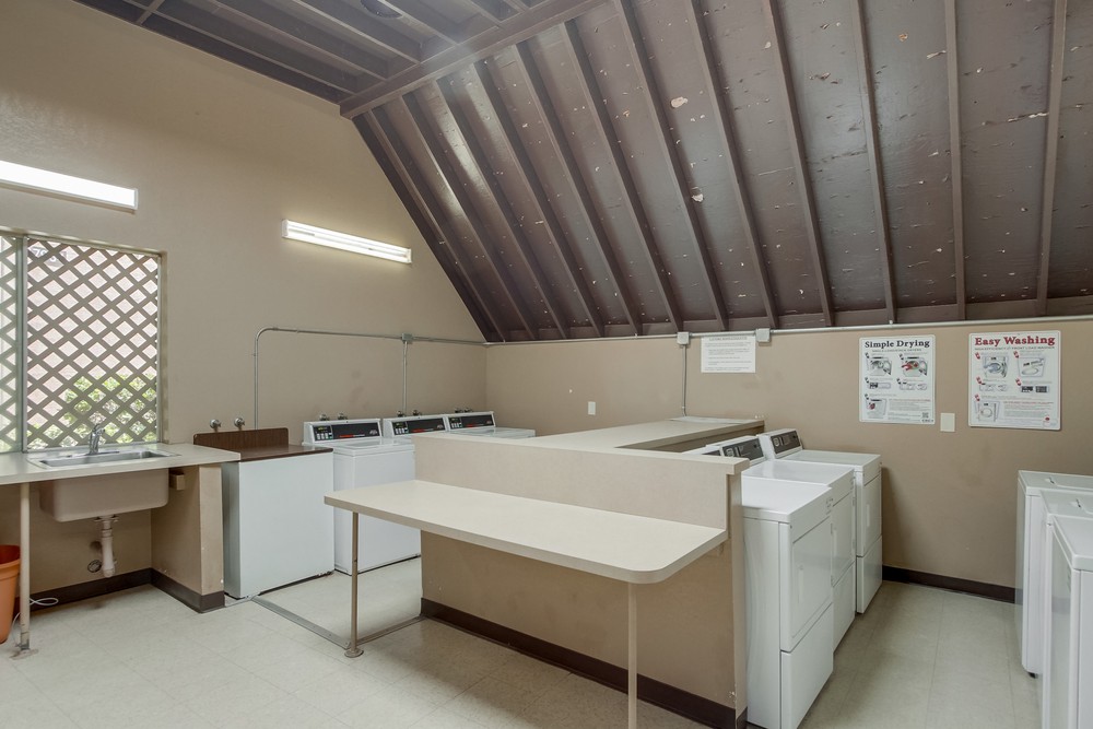Virtual tour photo 32 of 61 for 7932 Mission Center Ct K