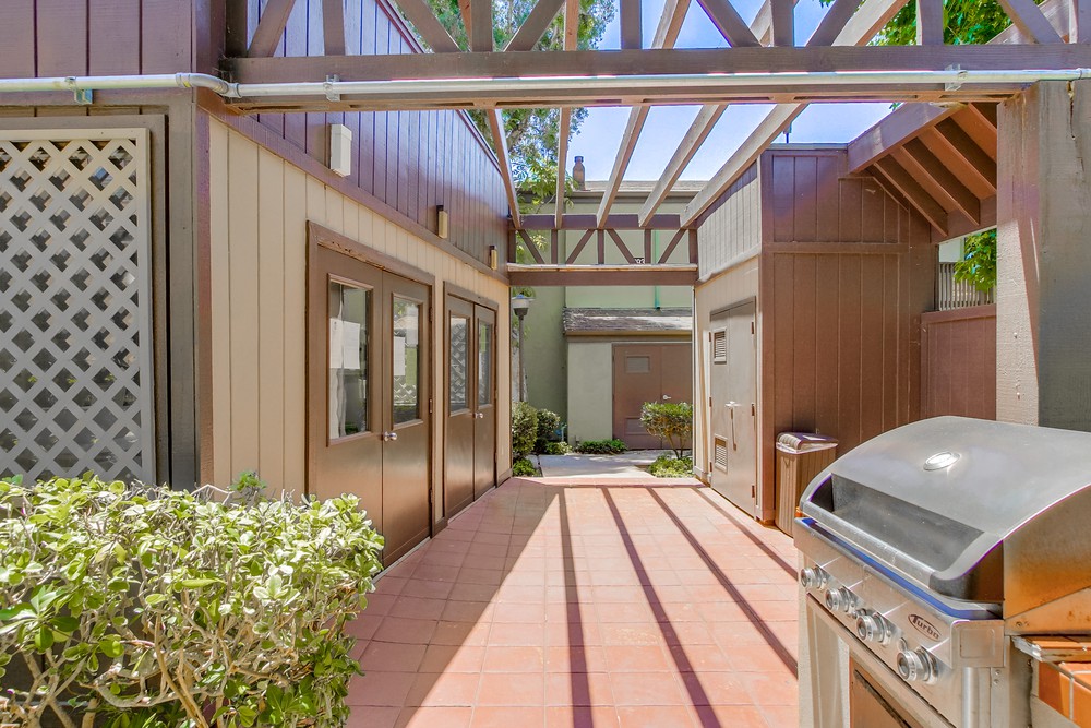 Virtual tour photo 33 of 61 for 7932 Mission Center Ct K