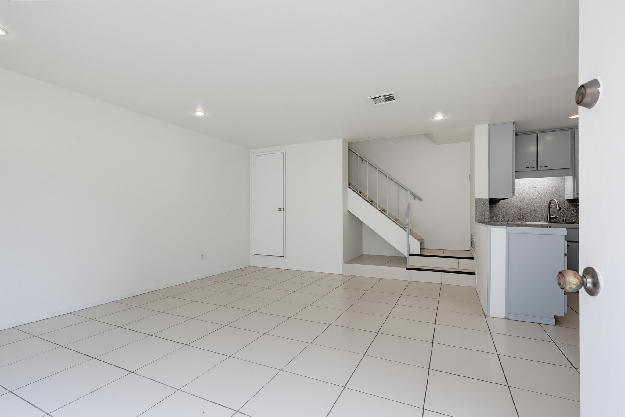 Virtual tour photo 9 of 43 for 7933 Camino Kiosco