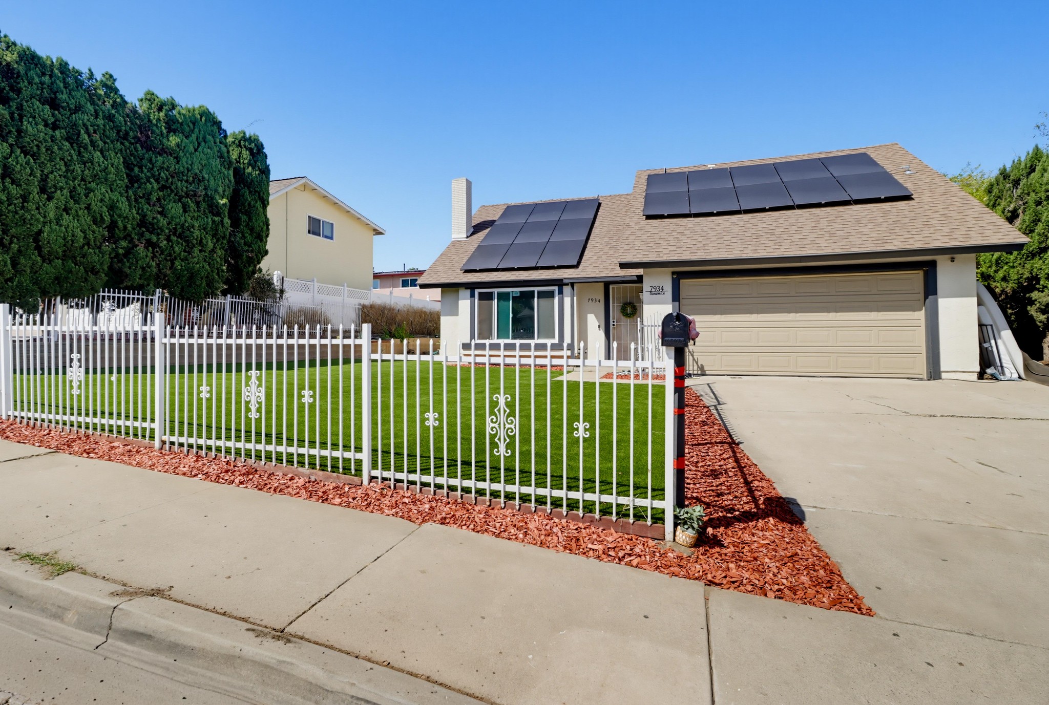 Virtual tour photo 3 of 43 for 7934 Blossom Ln