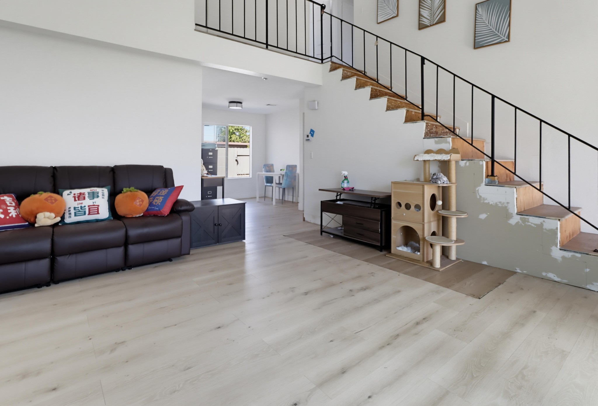 Virtual tour photo 12 of 43 for 7934 Blossom Ln