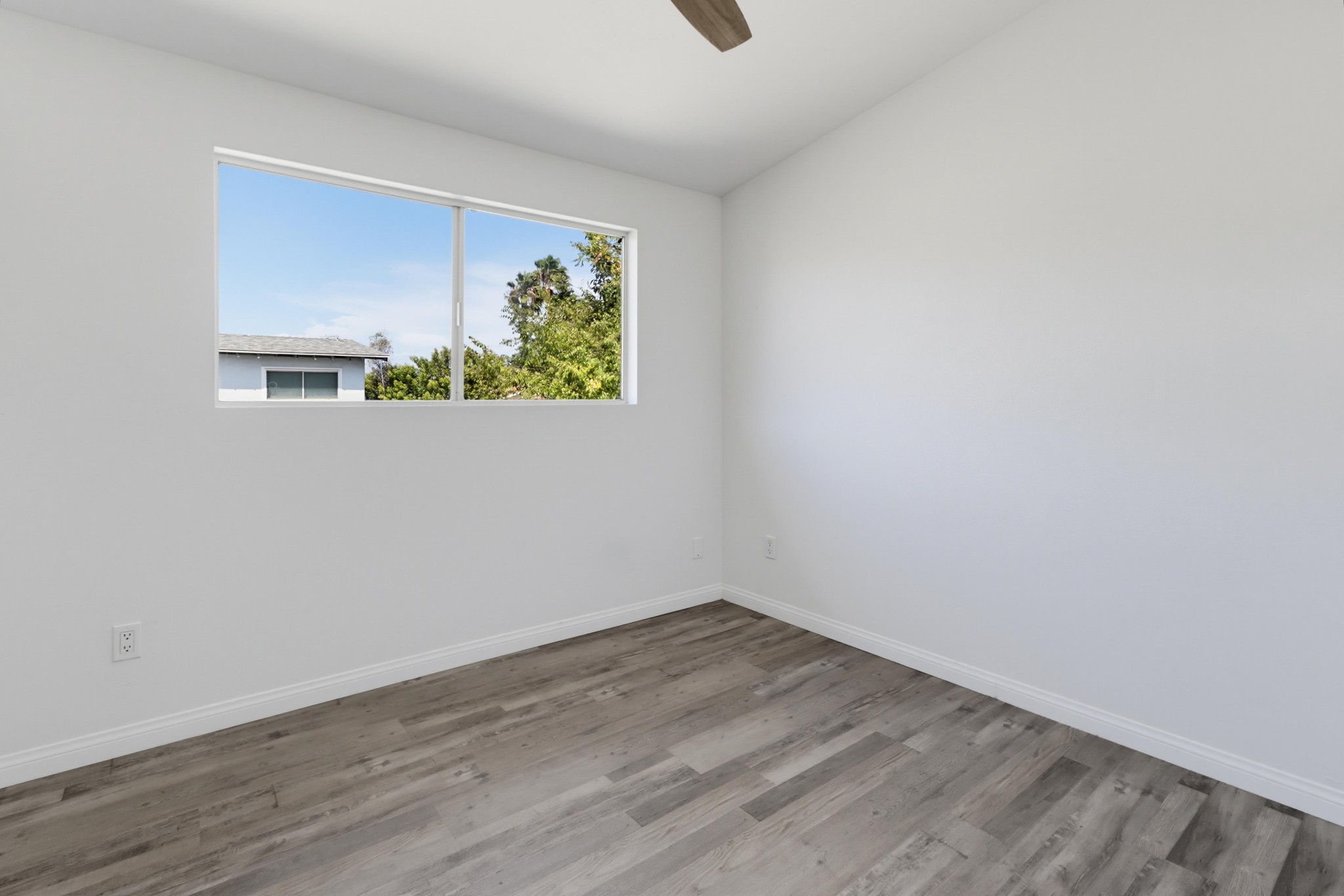 Virtual tour photo 26 of 43 for 7934 Blossom Ln