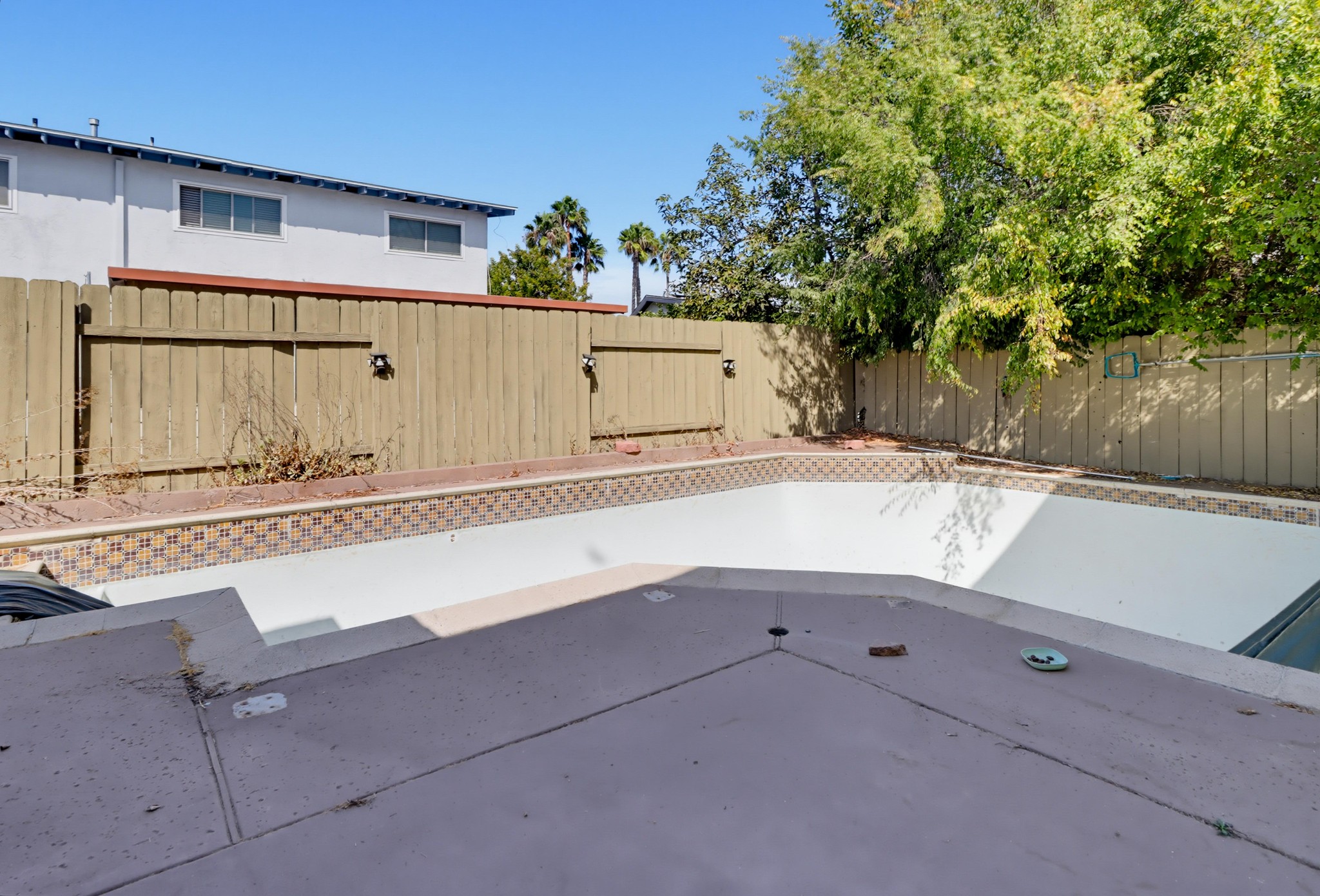 Virtual tour photo 35 of 43 for 7934 Blossom Ln