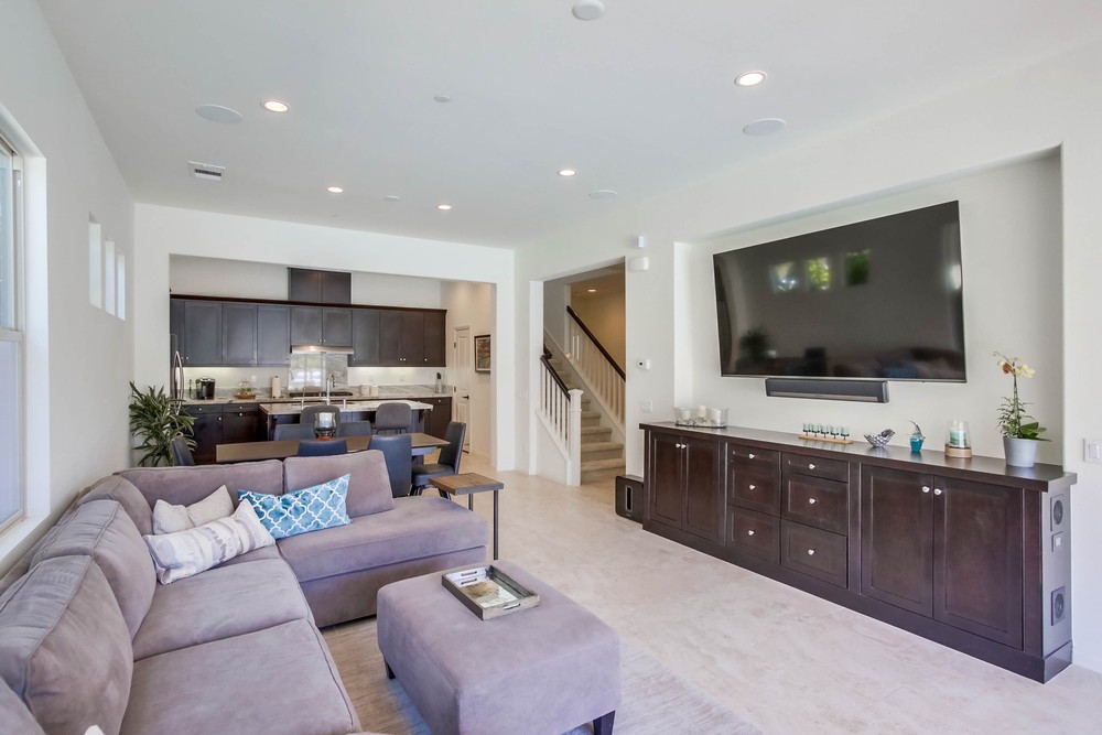 Virtual tour photo 9 of 43 for 7936 Lusardi Creek Ln