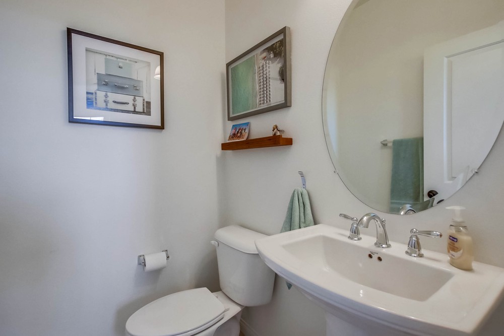 Virtual tour photo 14 of 43 for 7936 Lusardi Creek Ln