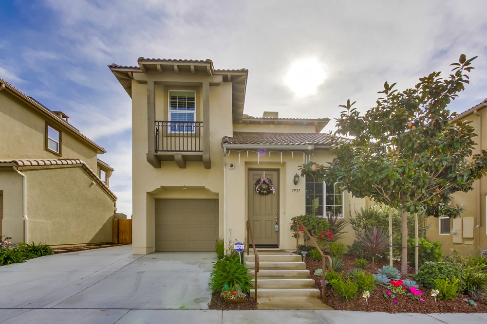 Virtual tour photo 1 of 46 for 7937 Brooke Vista Lane