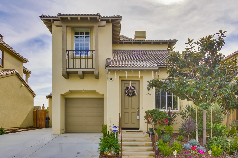Virtual tour photo 5 of 46 for 7937 Brooke Vista Lane