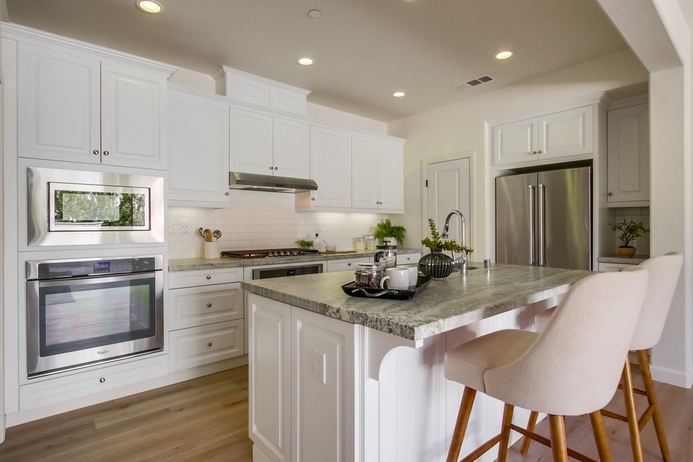 Virtual tour photo 13 of 54 for 7942 Lusardi Creek Ln